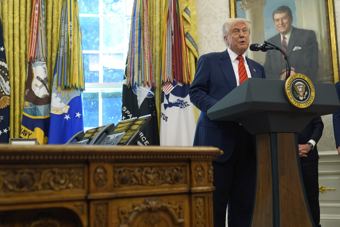 Trump plans to announce that the US will call the Persian Gulf the Arabian Gulf, officials say | iNFOnews.ca