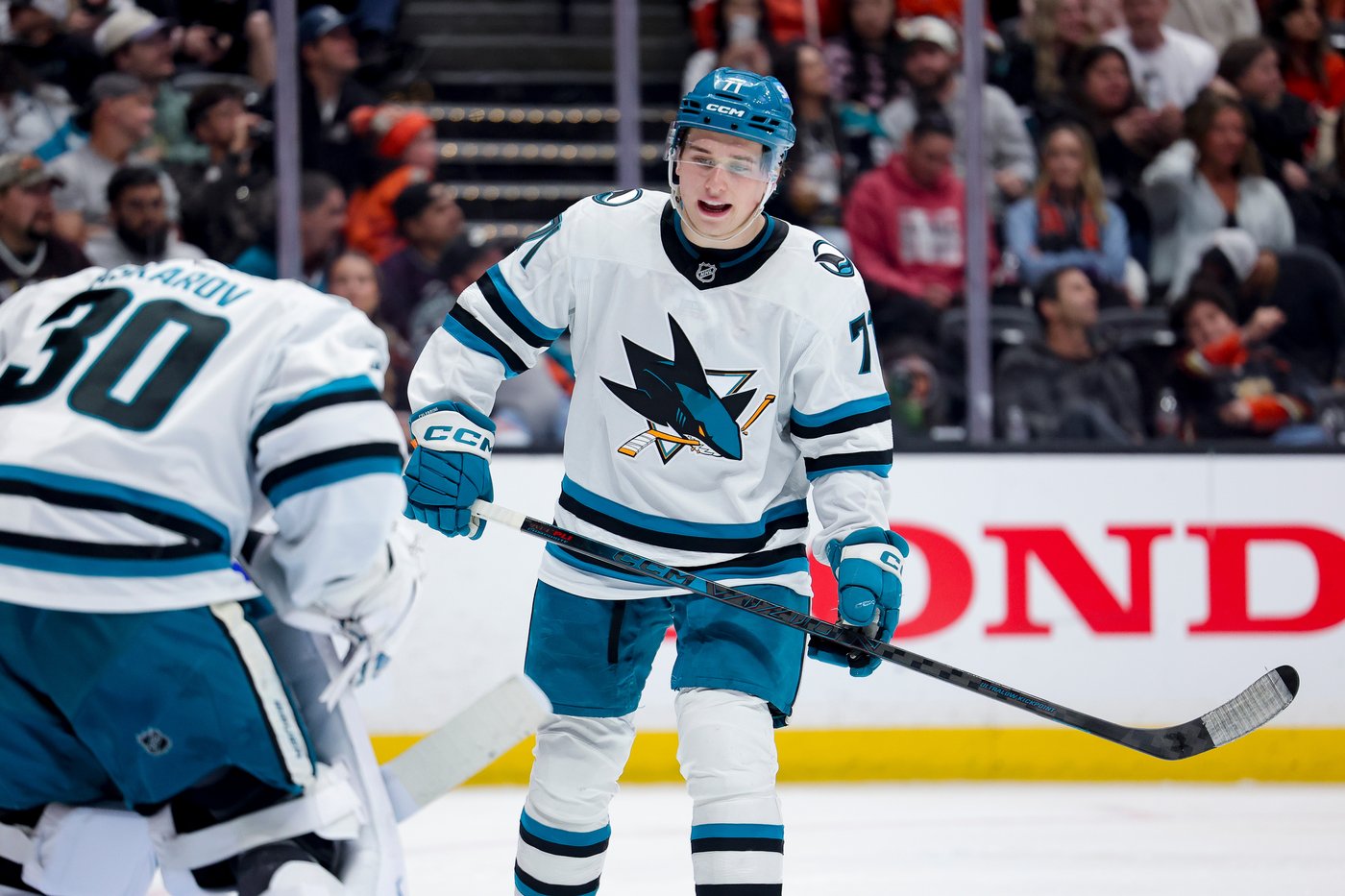 Macklin Celebrini gets 5-year, $94M extension from the Sharks in the NHL's richest deal ever | iNFOnews.ca