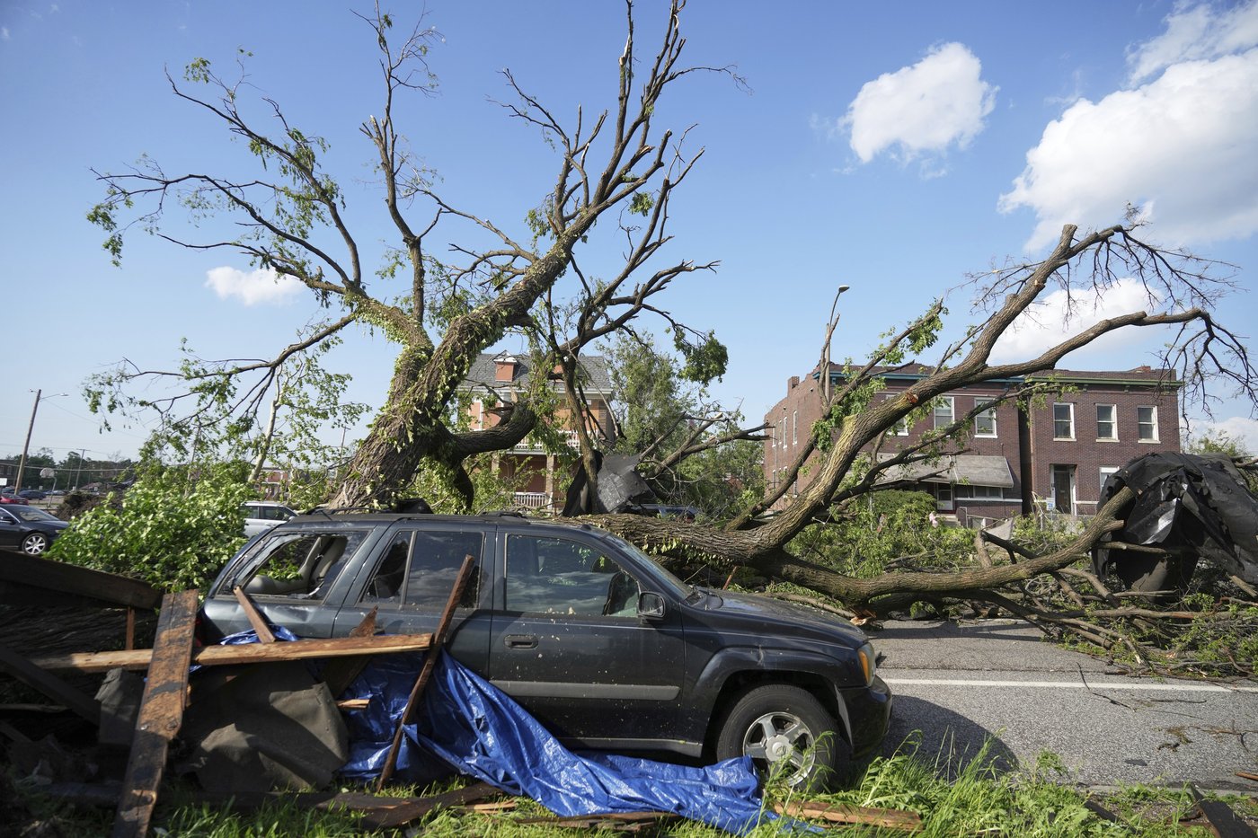 Severe Midwest weather leaves 9 dead in Kentucky | iNFOnews.ca