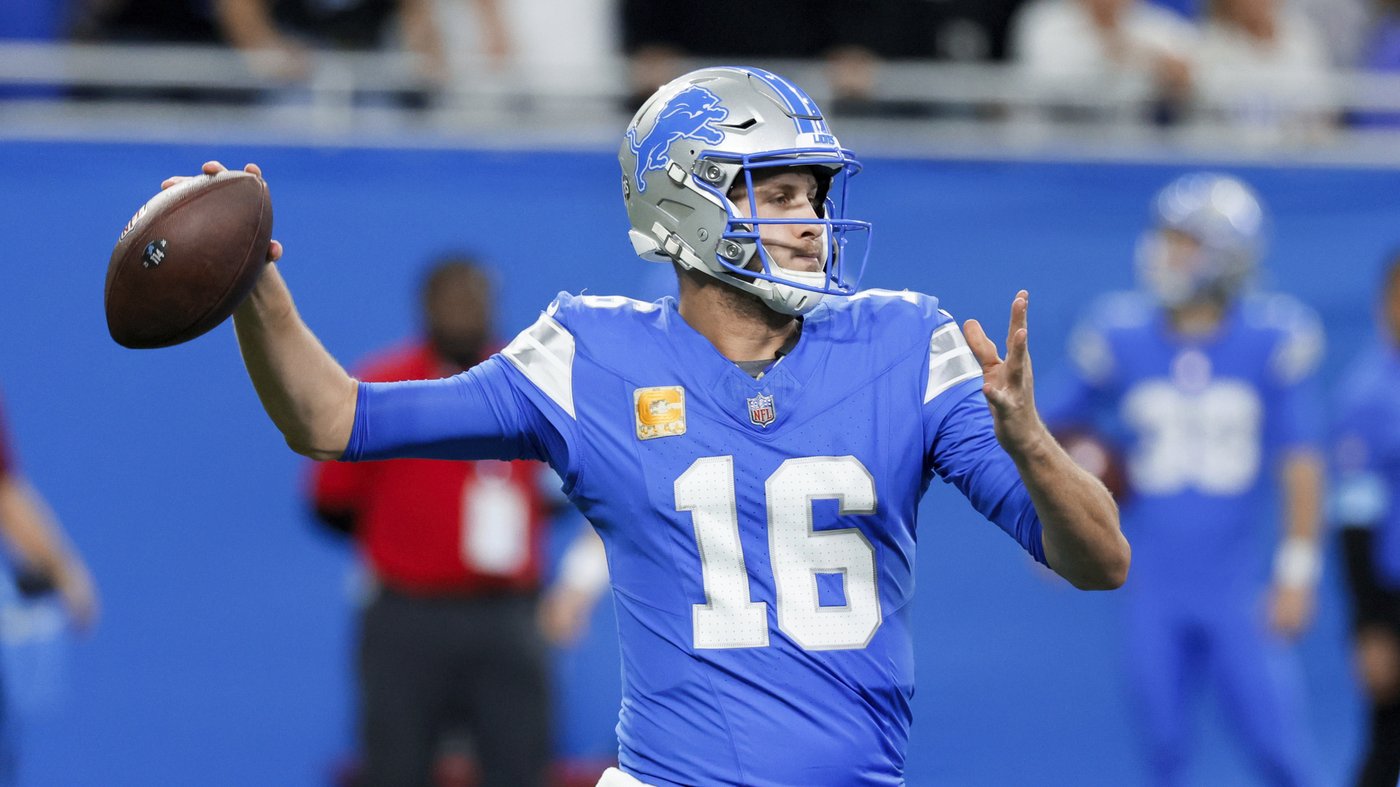 Jared Goff and NFC-leading Lions score at will in 52-6 win over Jaguars | iNFOnews.ca