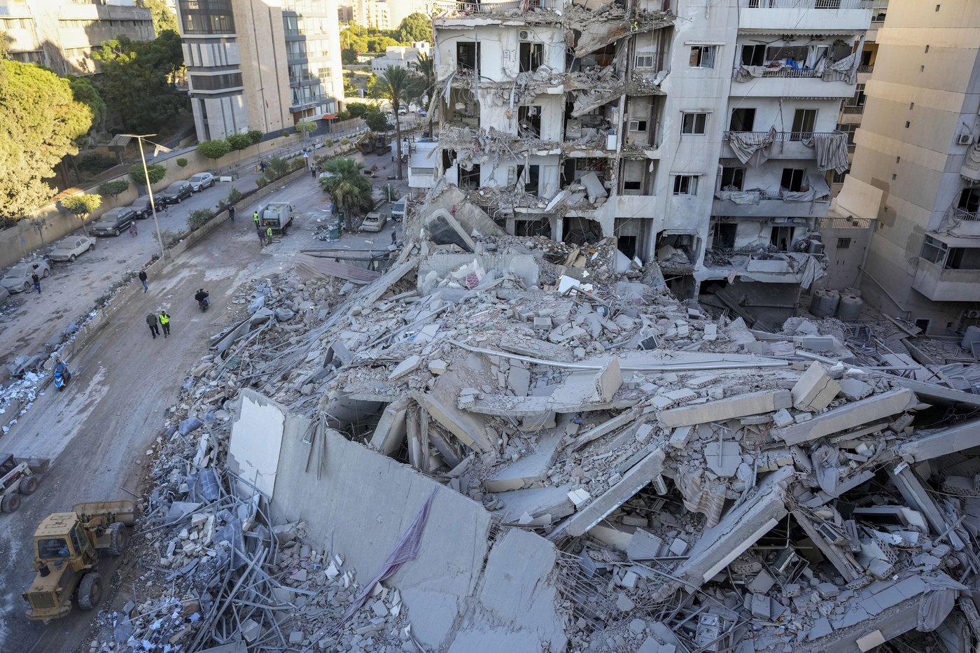 Lebanese whose homes were destroyed in the war want to rebuild. Many face a long wait | iNFOnews.ca