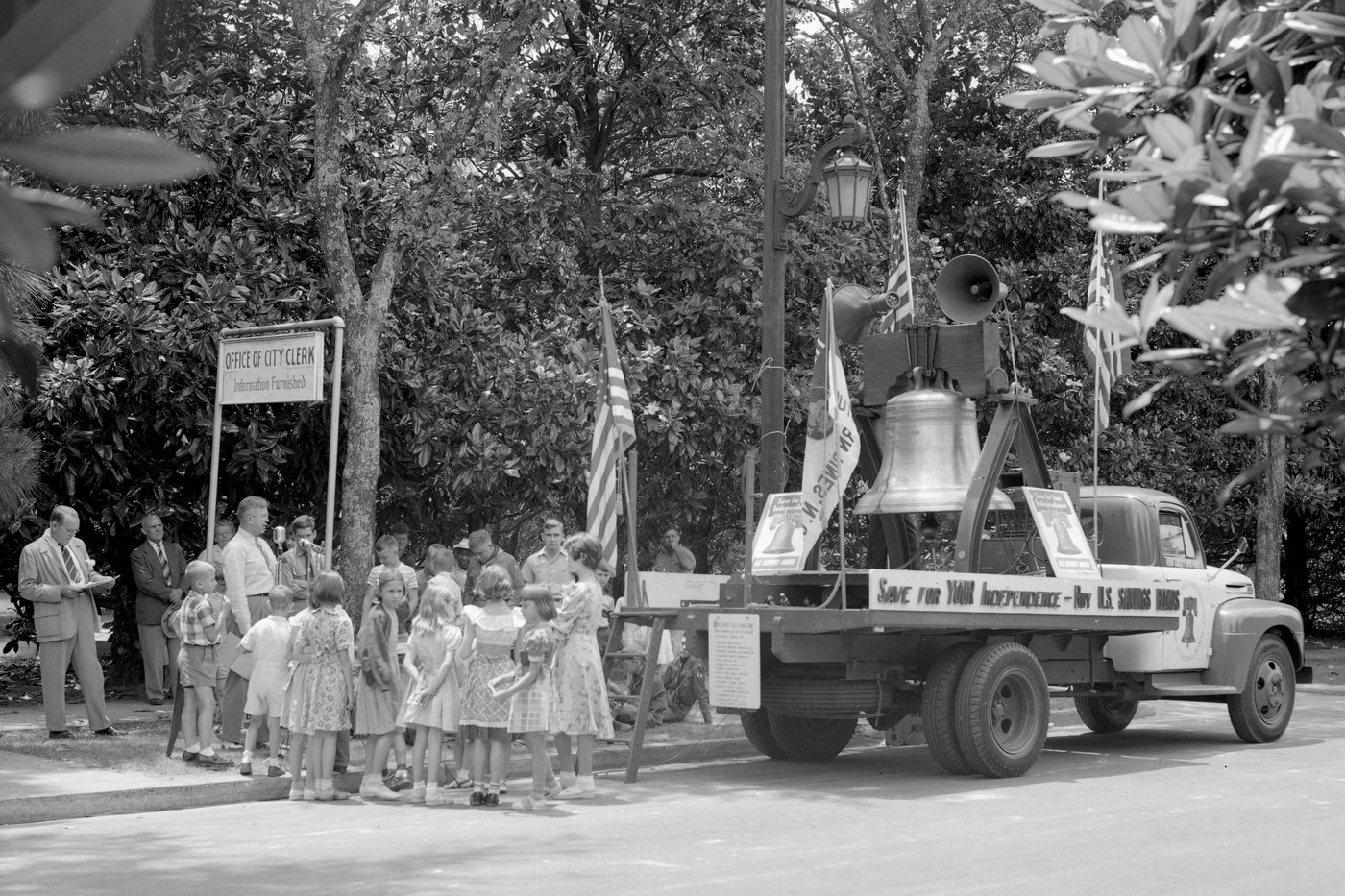 Far from the original in Philadelphia, these fans hunt for the Liberty Bell replica in each state | iNFOnews.ca Far from the original in Philadelphia, these fans hunt for the Liberty Bell replica in each state | iNFOnews.ca