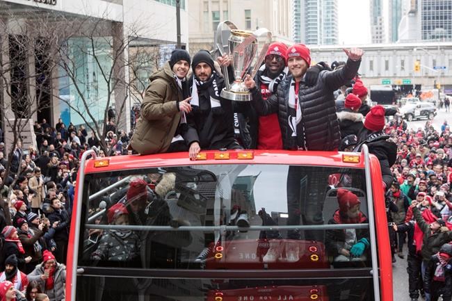 Chanting fans pack downtown Toronto to celebrate TFC's MLS Cup championship | iNFOnews.ca