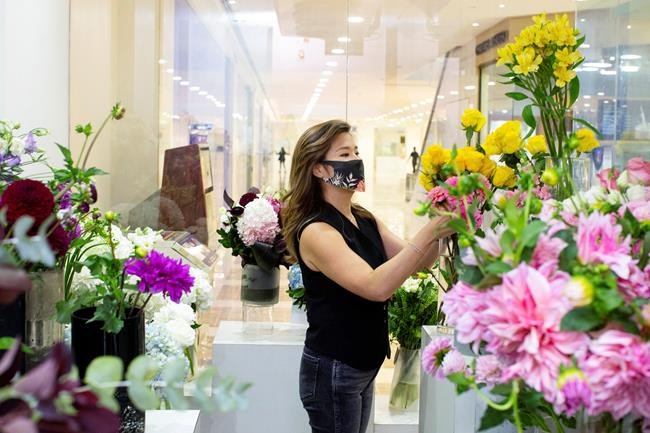 Toronto businesses brace for little or no business from COVID-era TIFF | iNFOnews.ca CP1691732872