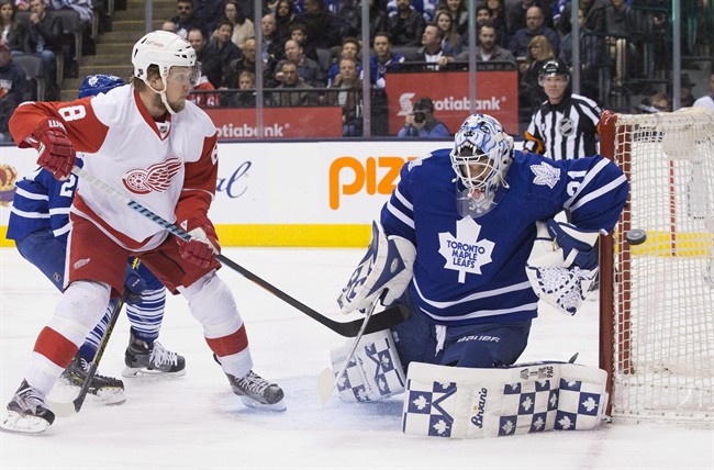 Howard looms large as Red Wings beat Leafs, jump into playoff spot | iNFOnews.ca CP36955007