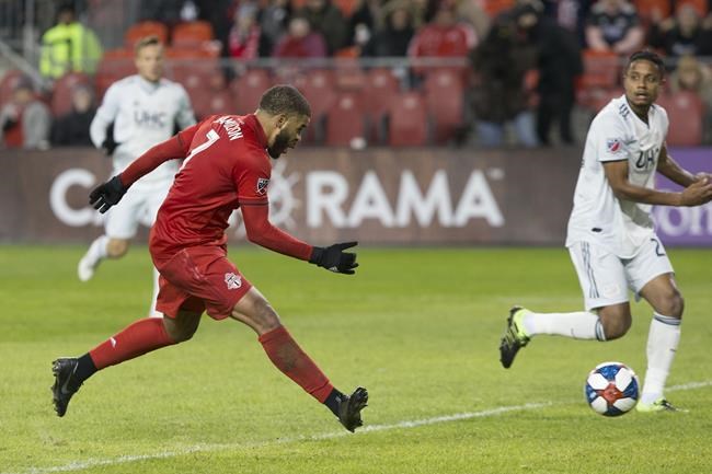 Jozy Altidore to the rescue as Toronto FC edges New England in home opener | iNFOnews.ca Jozy Altidore to the rescue as Toronto FC edges New England in home opener | iNFOnews.ca