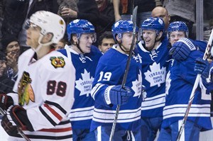 Lupul, Holland, Raymond combine for 11 points in Maple Leafs' win over Chicago. | iNFOnews.ca CP26454407
