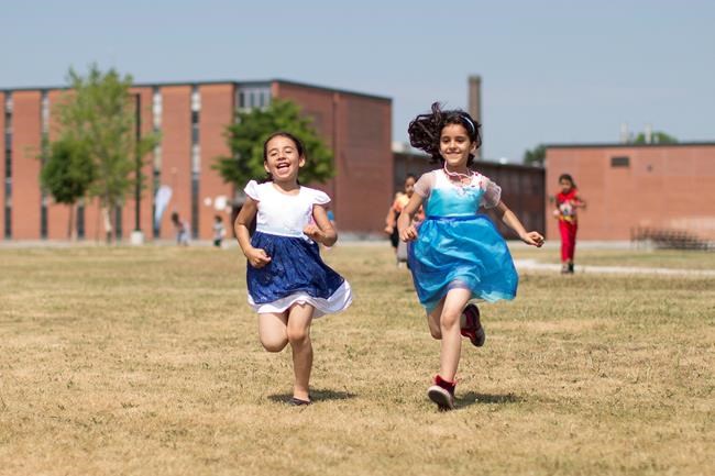 Summer camp for young Syrian refugees mixes fun, crash course on Canadian life | iNFOnews.ca