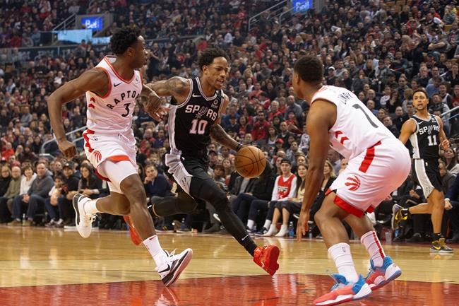 DeRozan scores 25 points to lead Spurs to 105-104 victory over Raptors | iNFOnews.ca
