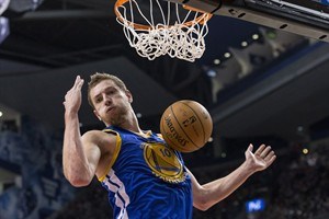 DeMar DeRozan's 32 points lift Toronto Raptors over Golden State Warriors 104-98 | iNFOnews.ca CP27431389