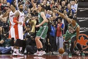 Smart's winner at the buzzer lifts Celtics over Raptors 117-116 in OT | iNFOnews.ca CP32570560