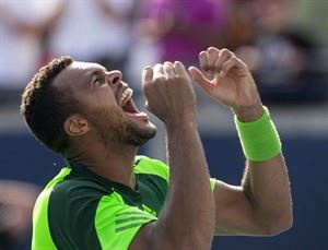 Jo-Wilfried Tsonga defeats Roger Federer to win men's title at Rogers Cup | iNFOnews.ca CP29452222