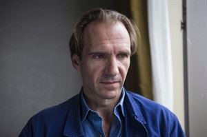 Ralph Fiennes says feminist themes run through his 'Invisible Woman' | iNFOnews.ca CP26818152