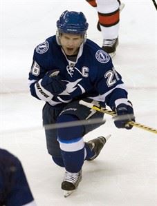 Canadian Press NewsAlert: Lightning trade St. Louis to Rangers for Callahan | iNFOnews.ca