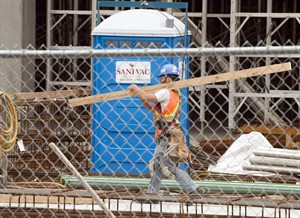 QuickList: Unemployment rates in selected Canadian cities in February | iNFOnews.ca CP32272734