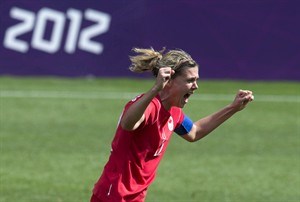 Soccer star Sinclair wins Lou Marsh award as Toronto Star's athlete of year | iNFOnews.ca CP21153692