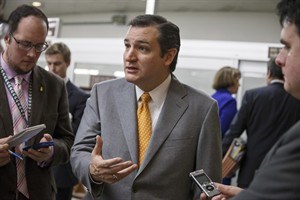 Ted Cruz: Still Canadian as immigration lawyers express confusion | iNFOnews.ca CP26696834