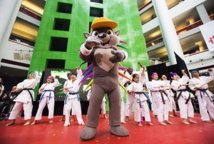 Toronto 2015 PanAm Games to cost $2.5 billion; Ontario to cover overruns | iNFOnews.ca CP26028517