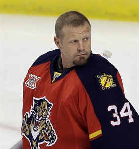 Back at the Scene: Now with Panthers, Tim Thomas returns to site of Cup triumph | iNFOnews.ca