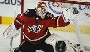 Flames send goaltender Berra to Avalanche, forward Stempniak to Penguins | iNFOnews.ca CP27472423