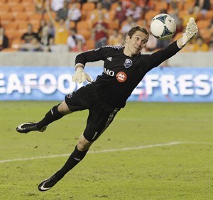 Impact goalie Perkins peeved at last-place ranking on MLS website | iNFOnews.ca CP27458879