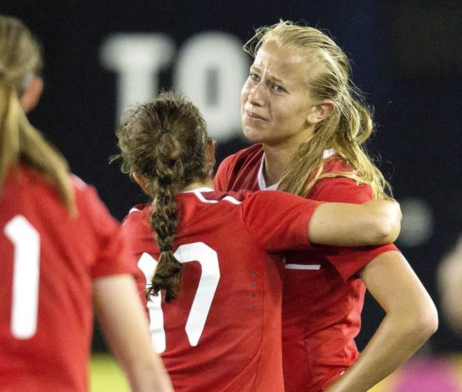 Canadians Jessie Fleming, Rebecca Quinn face off in NCAA College Cup | iNFOnews.ca