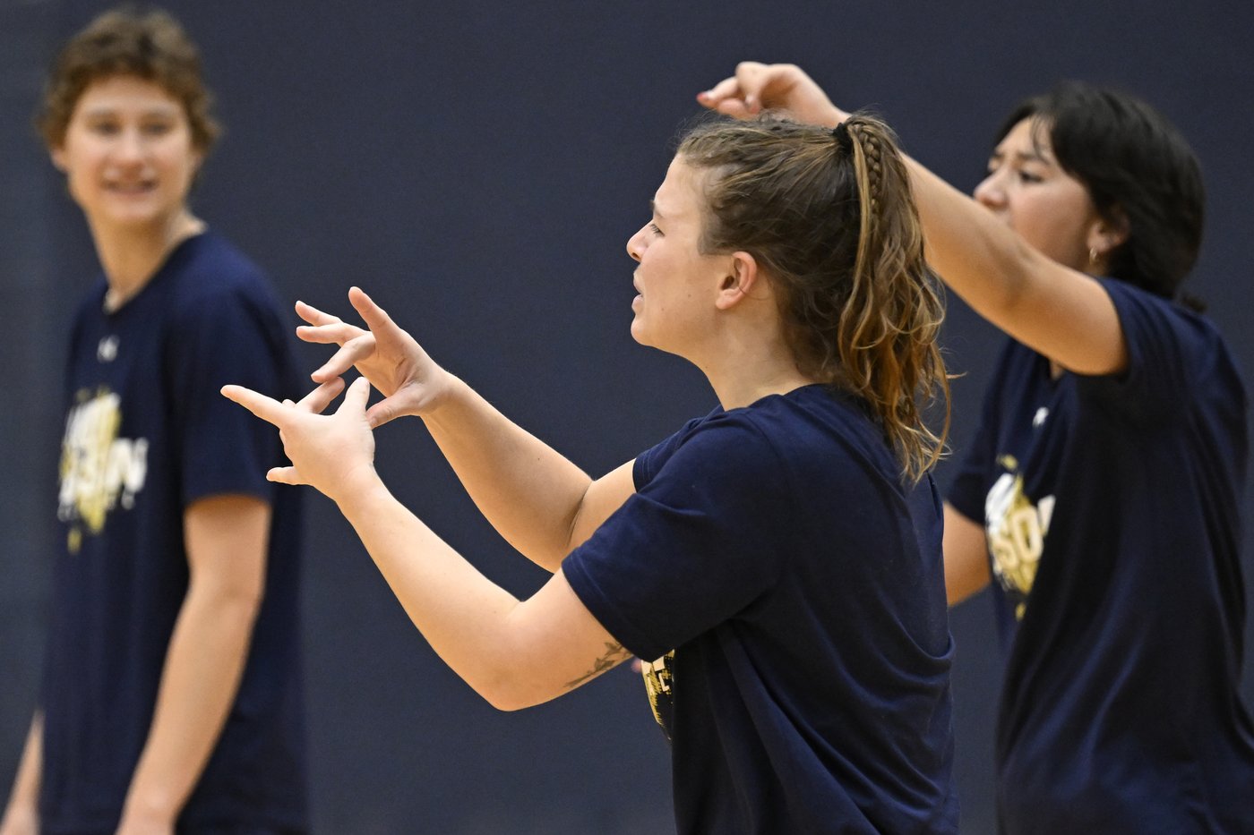 Gallaudet women's volleyball team is signing, quietly winning and rolling into the NCAA Tournament | iNFOnews.ca