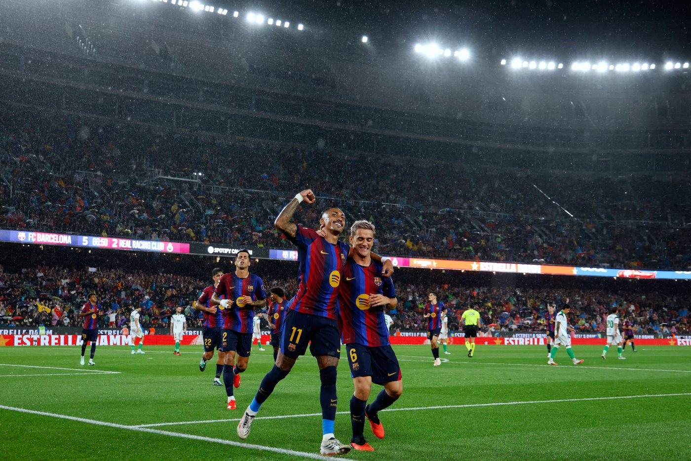 Raphinha is leading high-scoring Barcelona, says players are hungry for goals | iNFOnews.ca