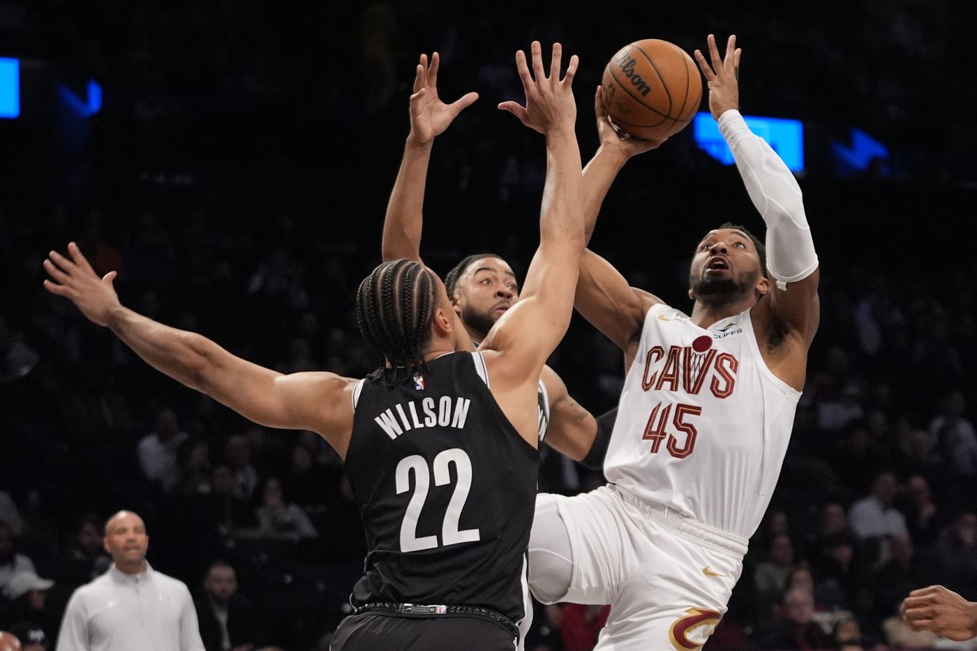 Donovan Mitchell scores 26 points as the Eastern Conference-leading Cavaliers beat the Nets 110-97 | iNFOnews.ca Donovan Mitchell scores 26 points as the Eastern Conference-leading Cavaliers beat the Nets 110-97 | iNFOnews.ca