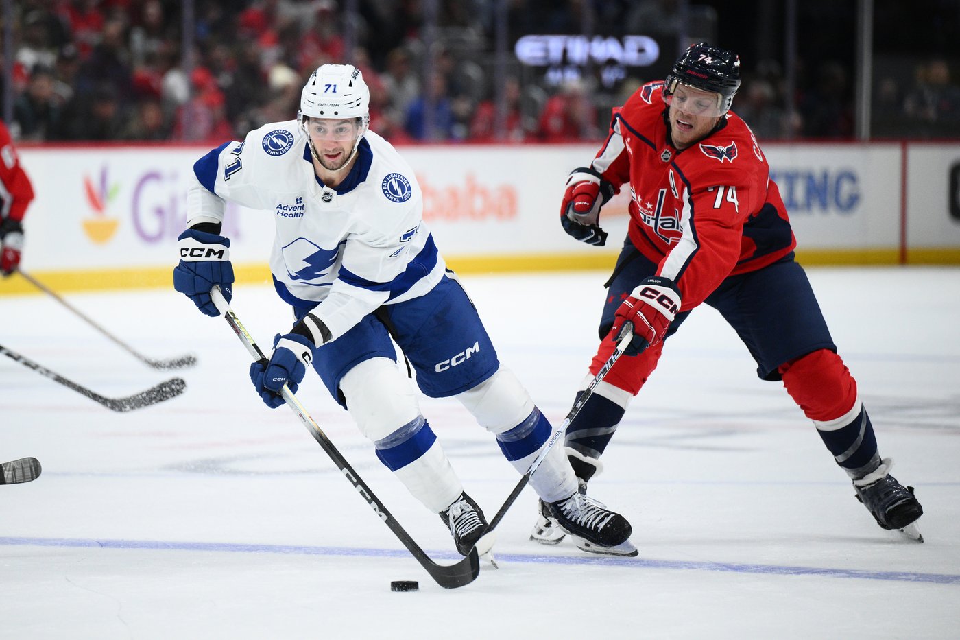 Chychrun scores in OT to lift Capitals to 3-2 victory over Lightning for third straight win | iNFOnews.ca