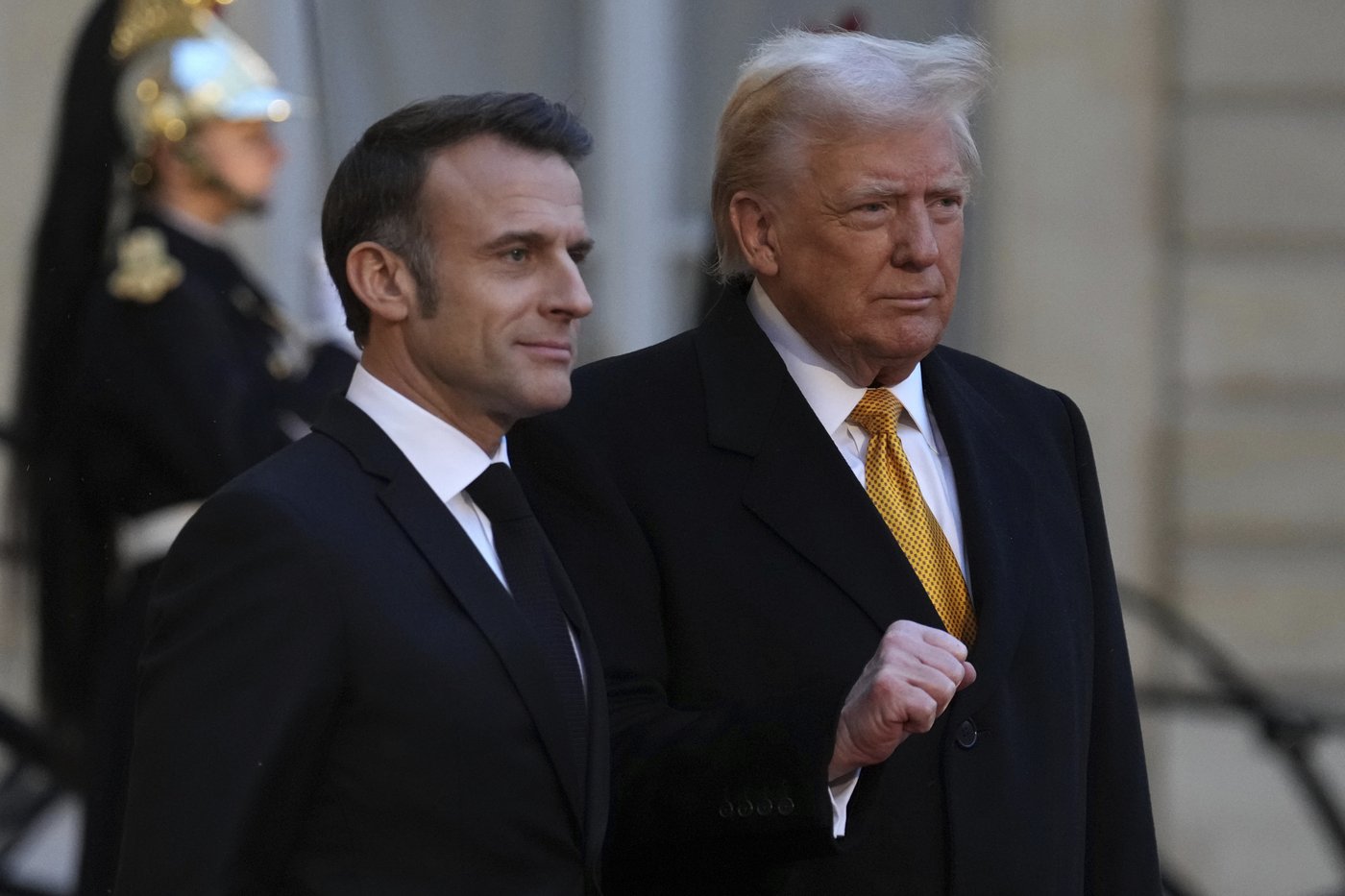 Trump is welcomed by Macron to Paris with presidential pomp and joined by Zelenskyy for their talks | iNFOnews.ca