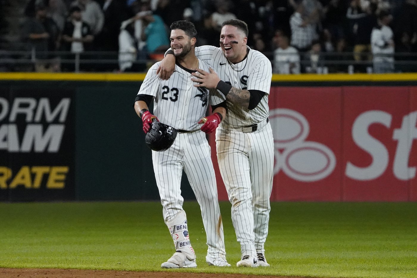 White Sox remain at 120 losses as Benintendi singles in 10th for 4-3 win over Angels | iNFOnews.ca White Sox remain at 120 losses as Benintendi singles in 10th for 4-3 win over Angels | iNFOnews.ca