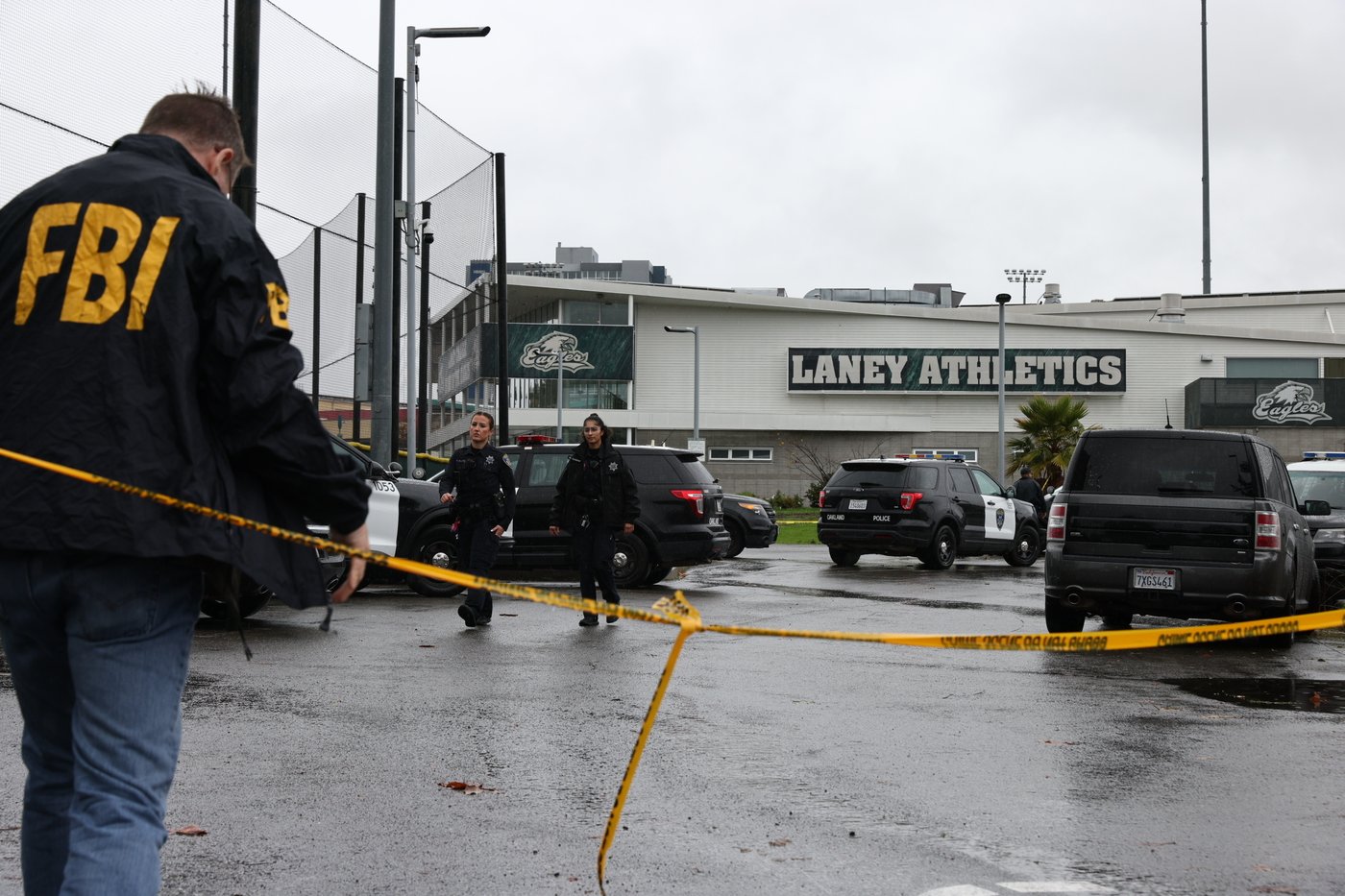 Athletics staff member shot at Oakland junior college in the city's second school shooting in 2 days | iNFOnews.ca