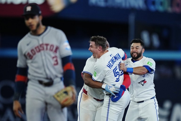 Jays lose Bichette but win thriller over Astros to take three-game lead in AL East | iNFOnews.ca