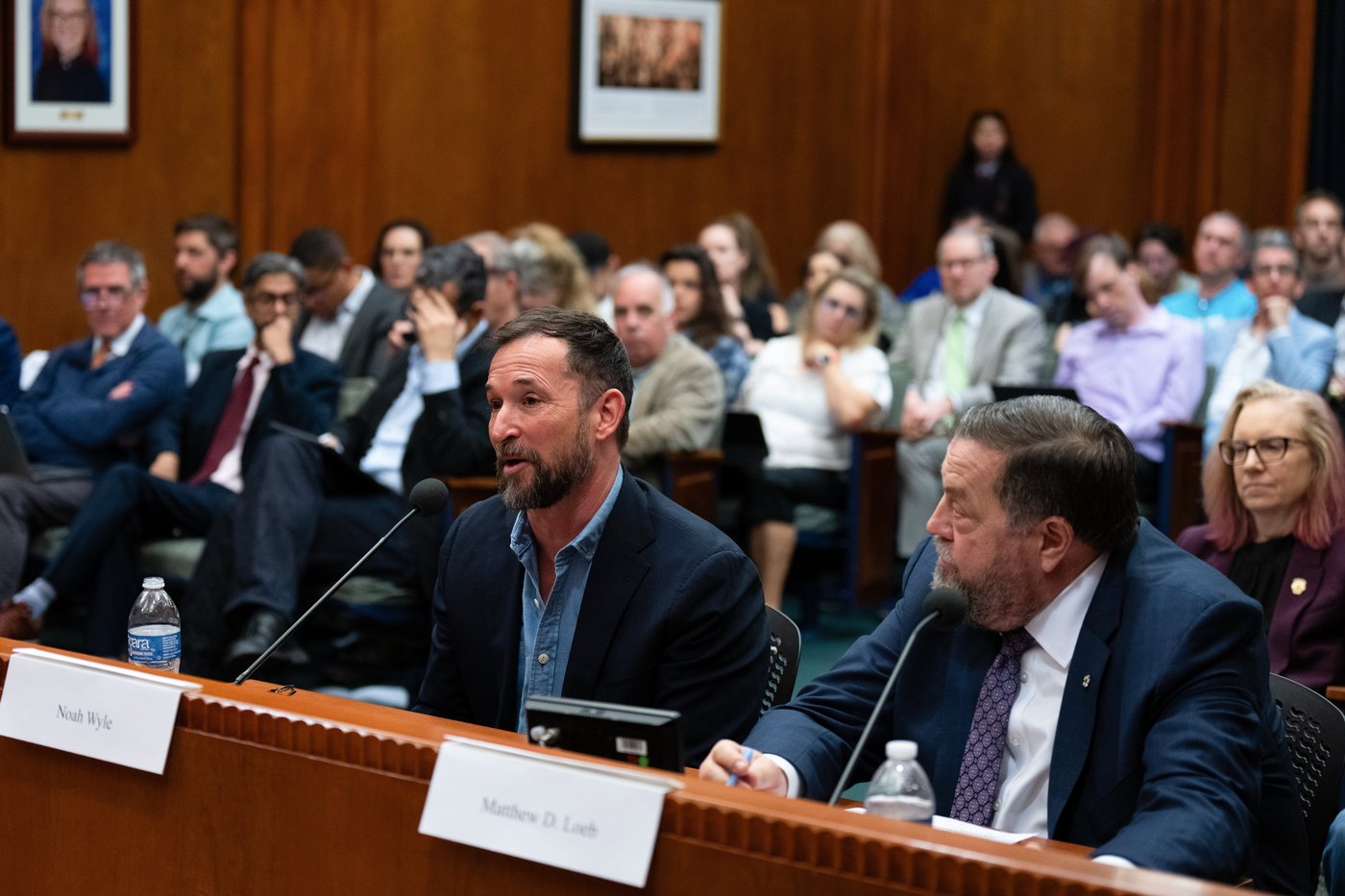 Noah Wyle tells hearing that 'The Pitt' shows TV and film production in the US can be revived | iNFOnews.ca