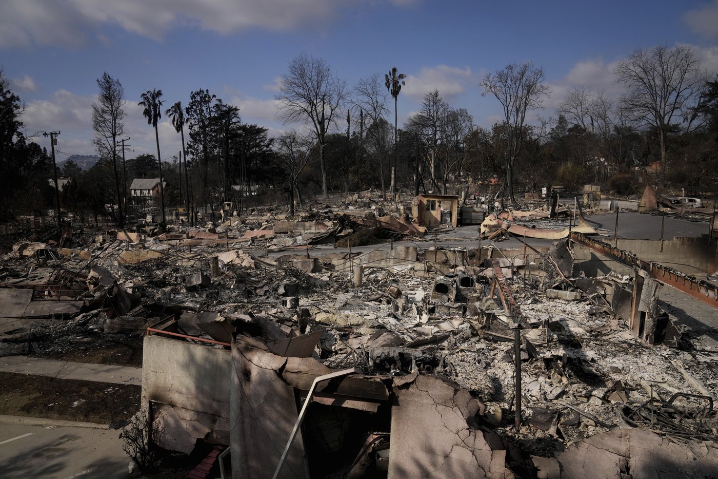Families of wildfire victims mired in grief, questioning what more could have been done | iNFOnews.ca