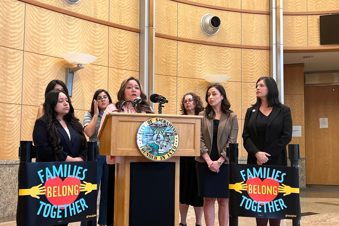 California woman returns home after the Trump administration deported her to Mexico | iNFOnews.ca California woman returns home after the Trump administration deported her to Mexico | iNFOnews.ca