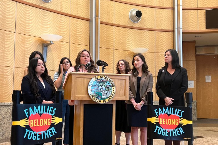 California woman returns home after the Trump administration deported her to Mexico | iNFOnews.ca