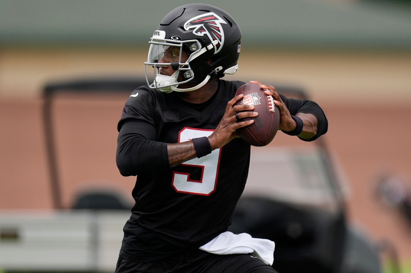 Falcons QB Michael Penix progressing on schedule in ACL rehab | iNFOnews.ca Falcons QB Michael Penix progressing on schedule in ACL rehab | iNFOnews.ca