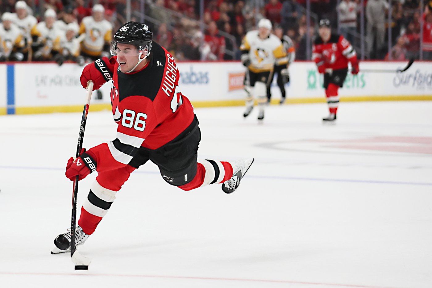 Devils leading scorer Jack Hughes out 2 months after finger surgery | iNFOnews.ca