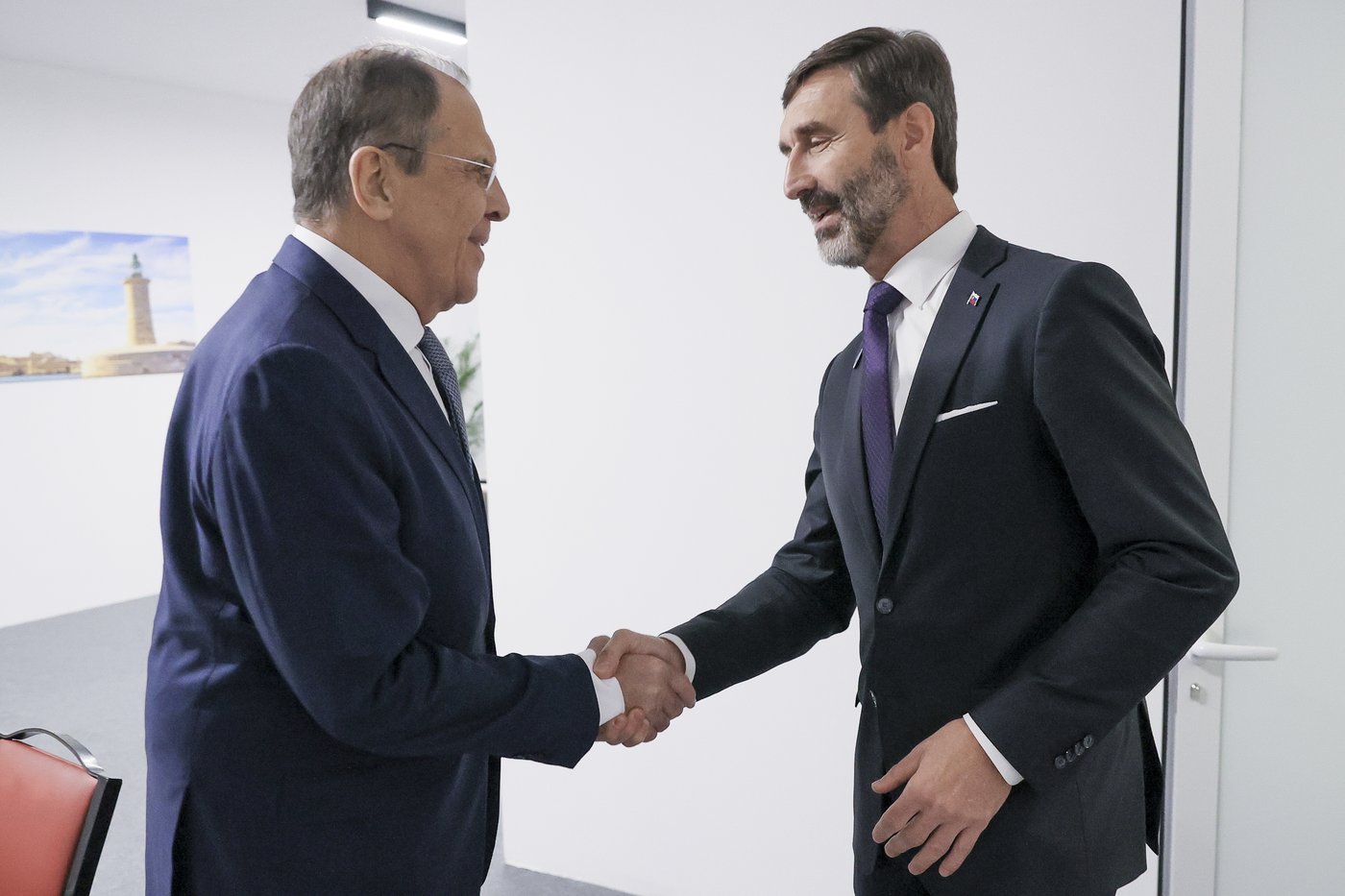 Blinken and Russia's Lavrov clash on Ukraine at a security meeting in Malta | iNFOnews.ca Blinken and Russia's Lavrov clash on Ukraine at a security meeting in Malta | iNFOnews.ca