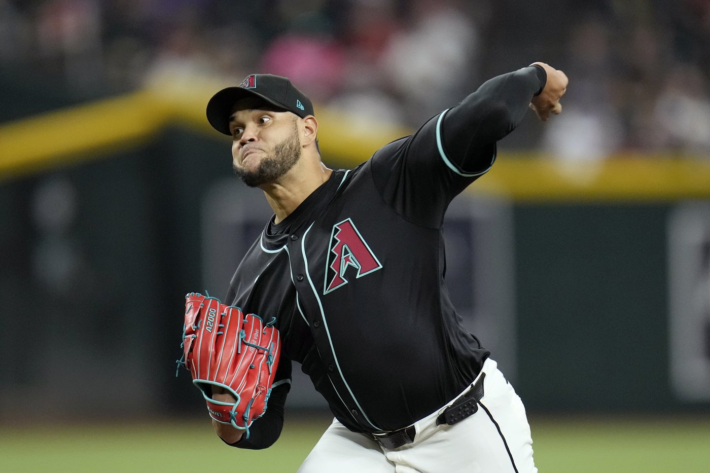 Chapman's inside-the-park HR lifts Giants to 6-3 win, Diamondbacks lose ground in NL playoff race | iNFOnews.ca