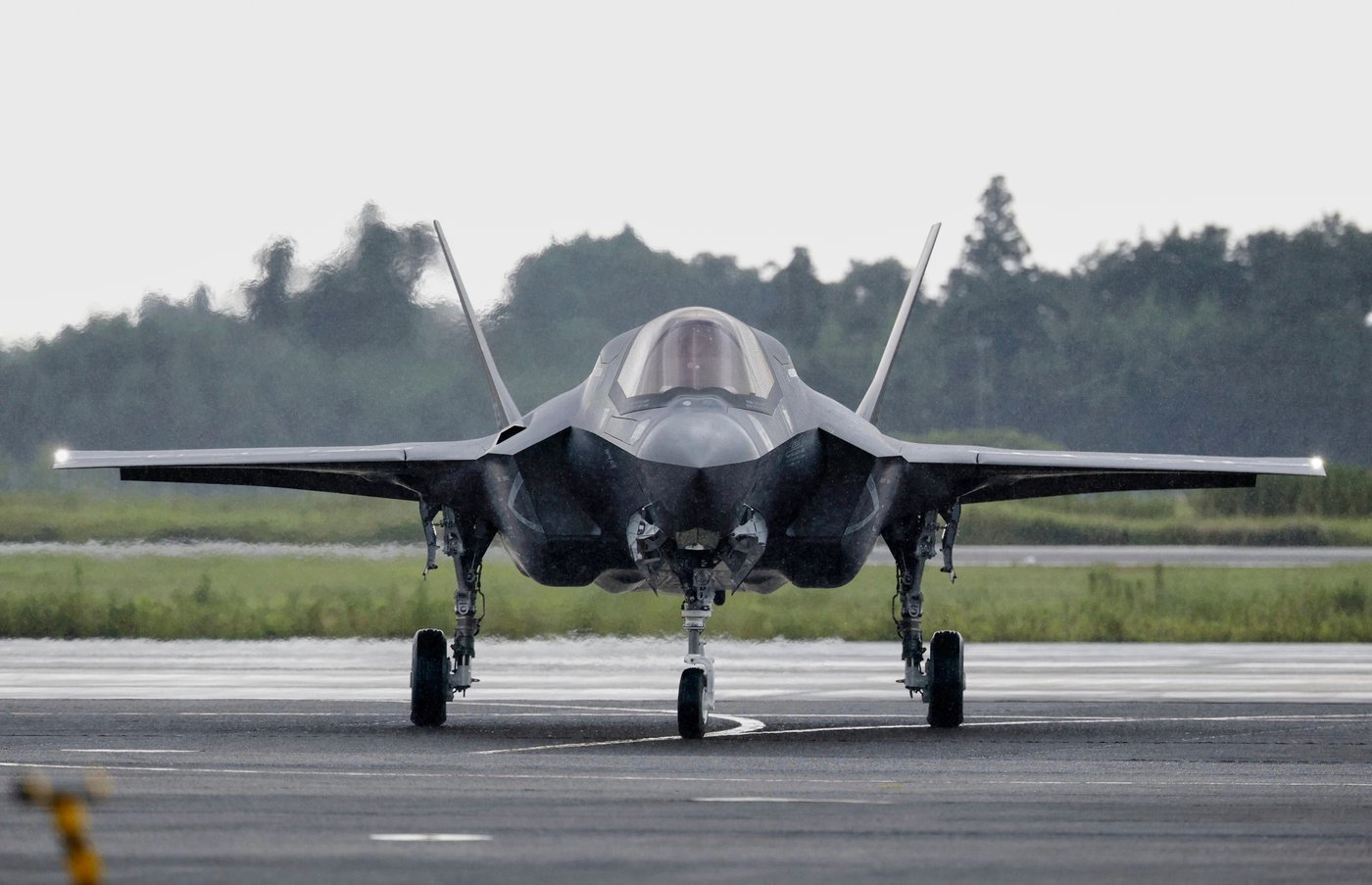 Japan deploys its first F-35B fighter jets to bolster defenses in the south | iNFOnews.ca