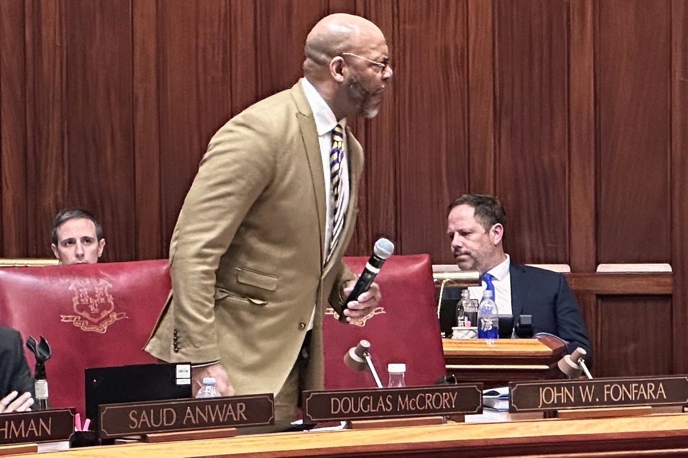 Connecticut legislators pass a bill scrubbing ‘minority’ from economic development lexicon | iNFOnews.ca