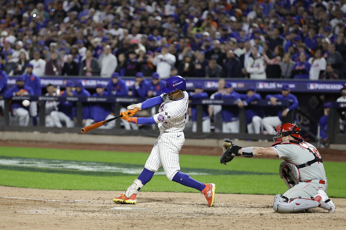 Francisco Lindor's grand slam sends Mets into NLCS with 4-1 win over Phillies in Game 4 of NLDS | iNFOnews.ca