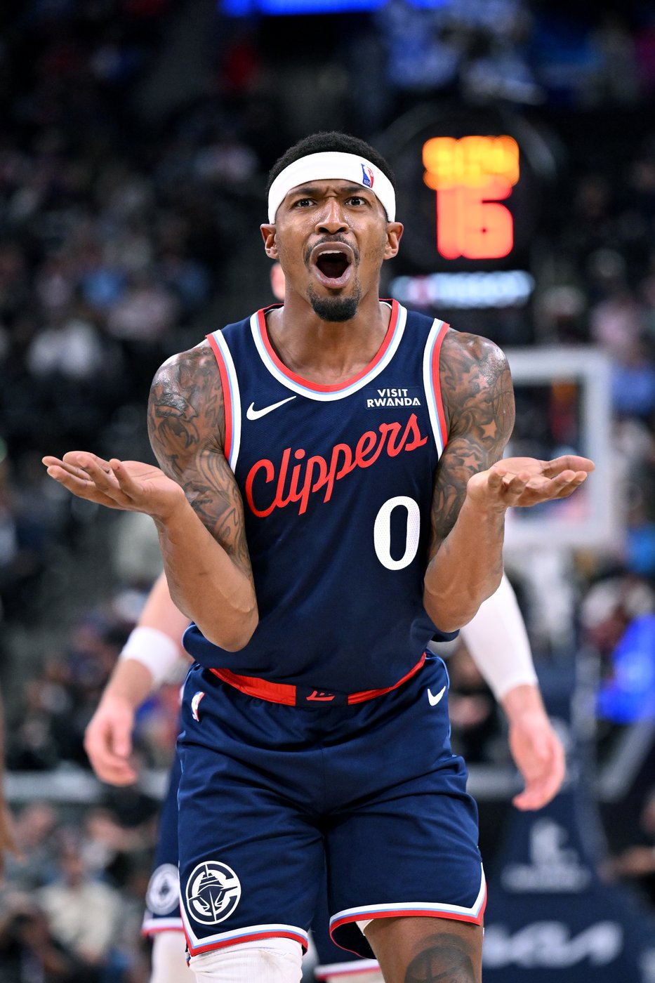 Clippers' Bradley Beal to miss time with hip injury | iNFOnews.ca Clippers' Bradley Beal to miss time with hip injury | iNFOnews.ca