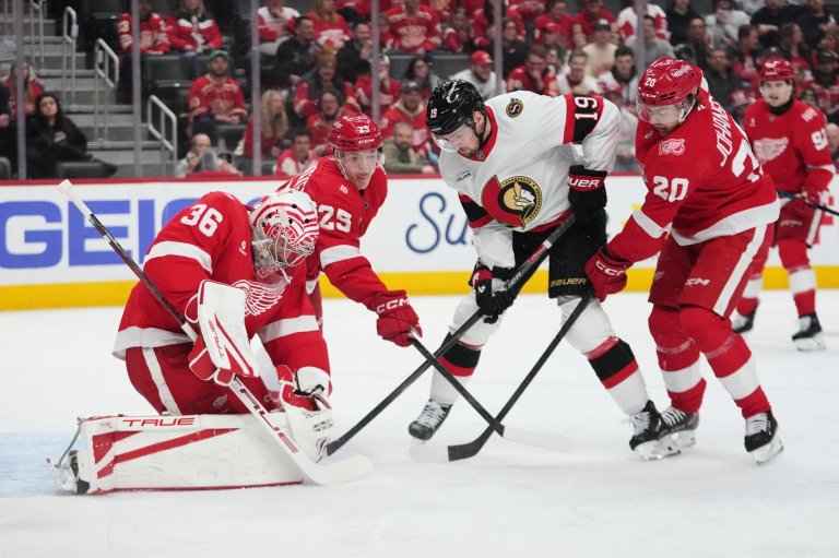 Carter Yakemchuk scores in NHL debut as streaking Senators top Red Wings | iNFOnews.ca