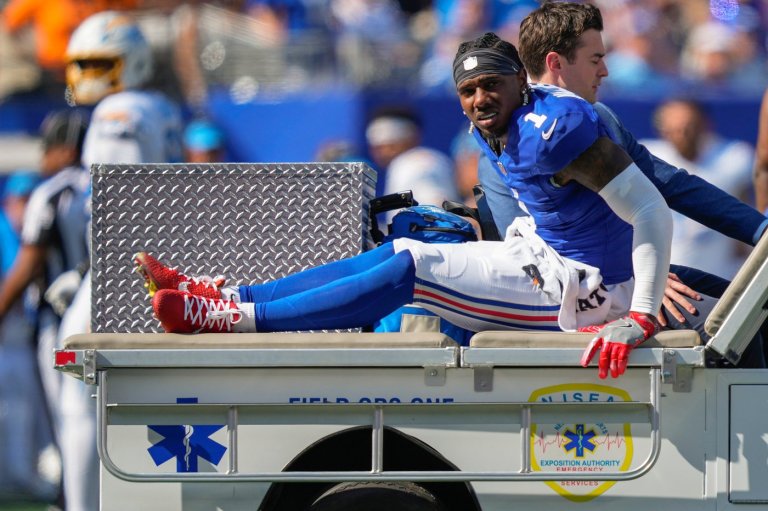 Giants' Malik Nabers carted off against Chargers with apparent leg injury | iNFOnews.ca