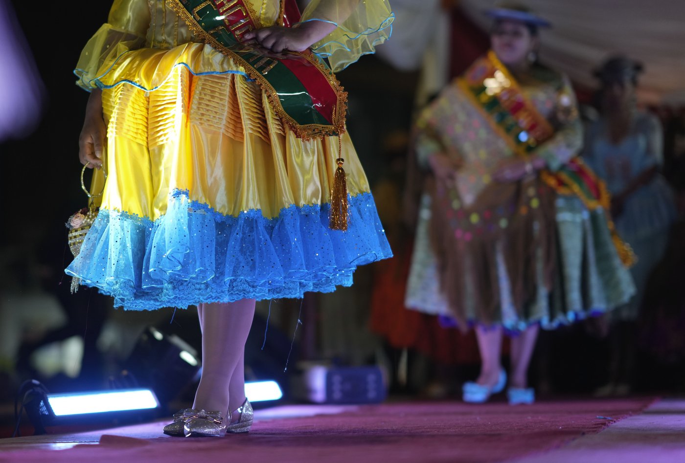 In Bolivia's scrappy highlands, proud Indigenous Cholas take the runway by storm | iNFOnews.ca In Bolivia's scrappy highlands, proud Indigenous Cholas take the runway by storm | iNFOnews.ca