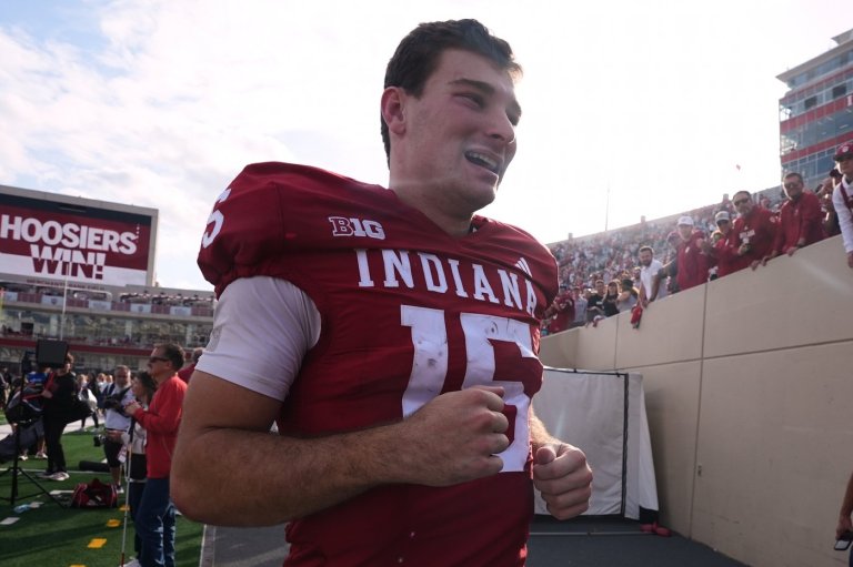 Memorable moments have defined Old Oaken Bucket series between No. 2 Indiana and Purdue | iNFOnews.ca